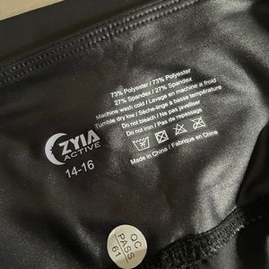 Zyia active leggings